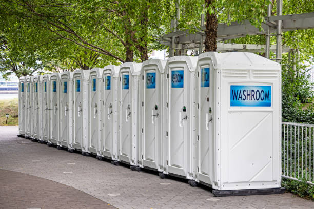 Best Sanitation services for porta potties  in Ithaca, MI